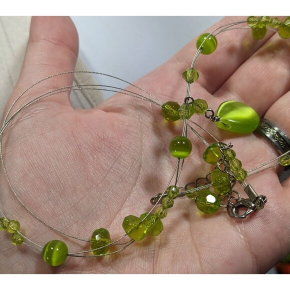 Fairycore Green Cateye Glass Beaded Pendant Necklace - Picture 3 of 5
